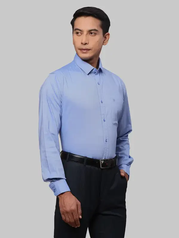 Men Blue Slim Fit Solid Cotton Shirts - Image 2