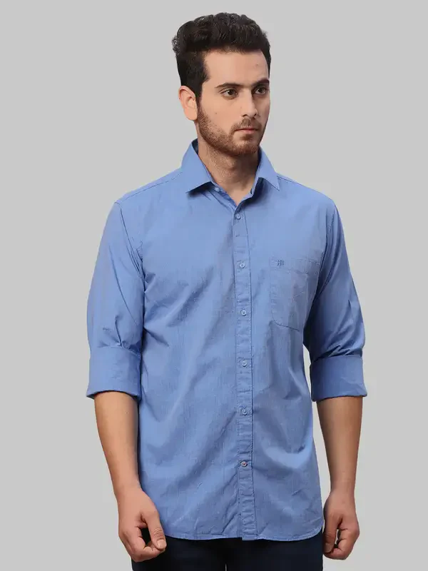 Men Blue Slim Fit Solid Cotton Shirts