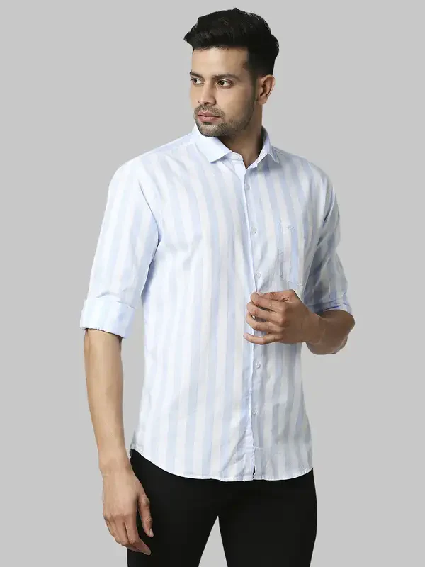 Men Blue Slim Fit Stripe Cotton Cut Away Collar Shirts - Image 2