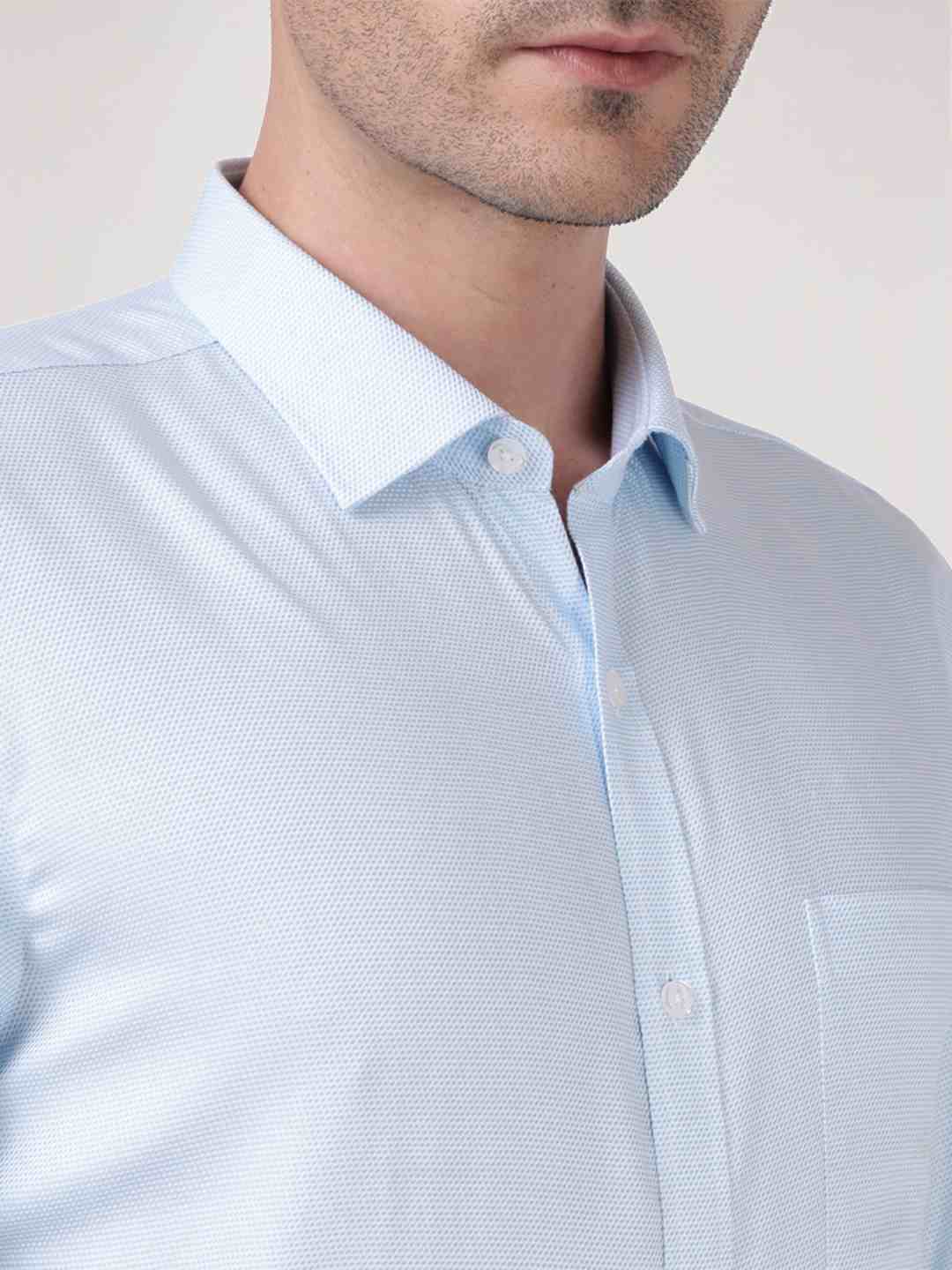 Men Blue Slim Fit Structure Cotton Cut Away Collar Shirts