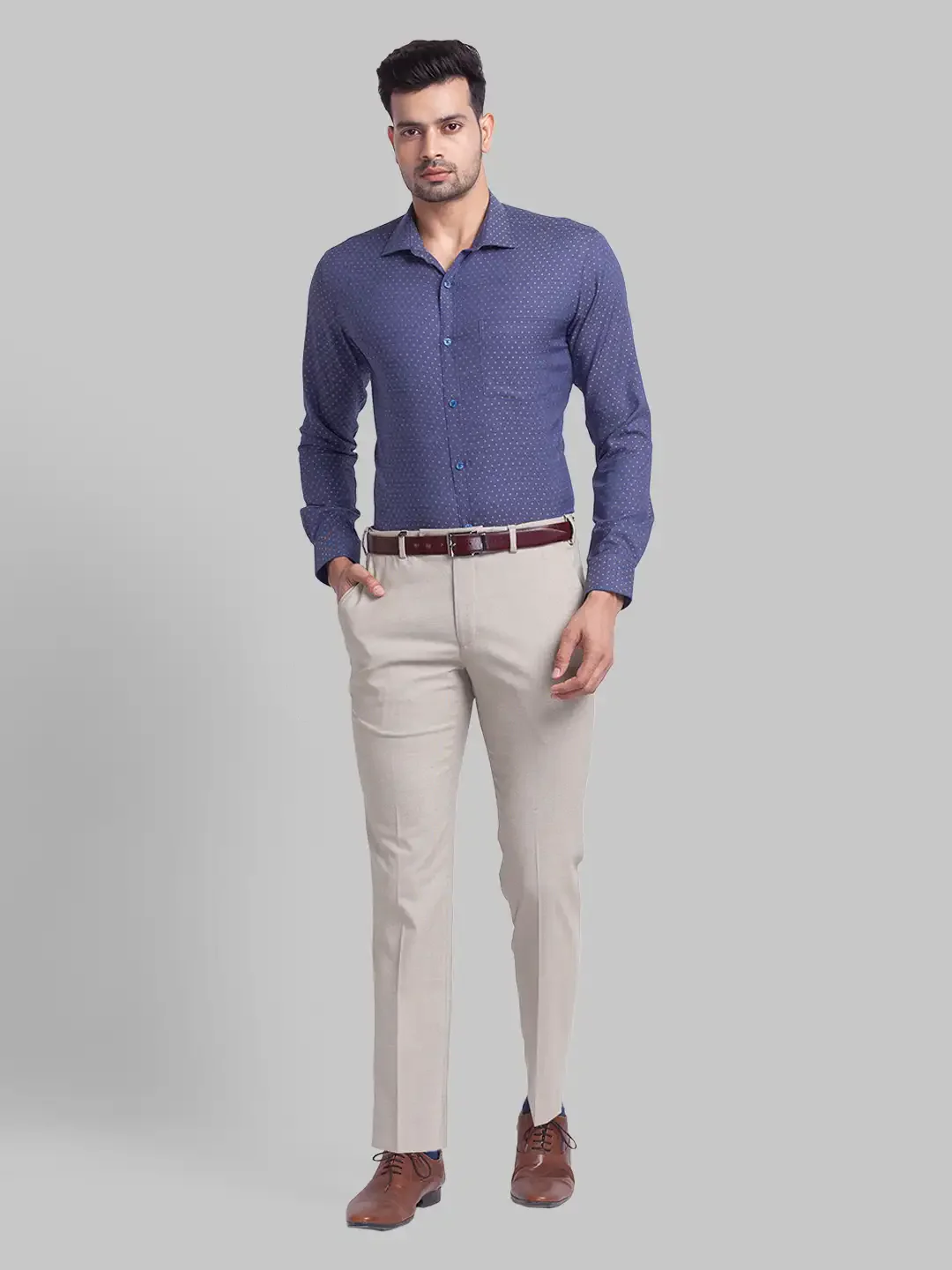 Men Blue Slim Fit Structure Cotton Cut Away Collar Shirts - Image 5
