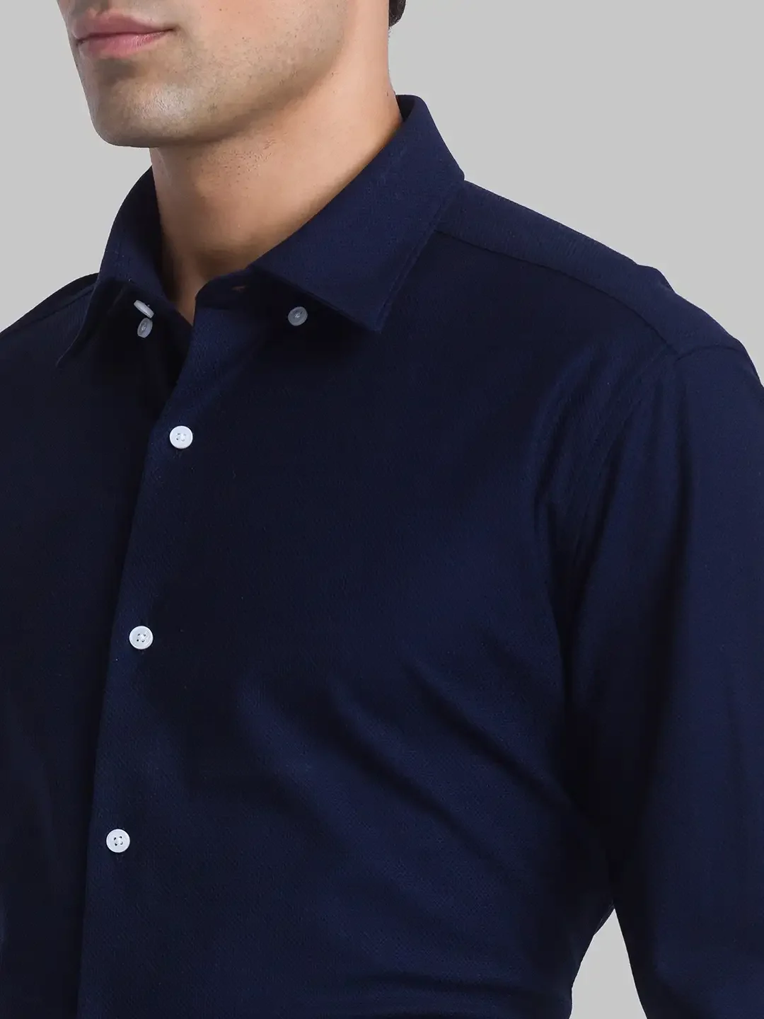 Men Blue Slim Fit Structure Cotton Shirts - Image 6