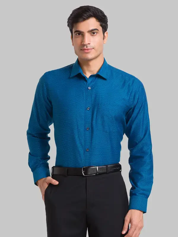Men Blue Slim Fit Structure Polyester Blend Shirts