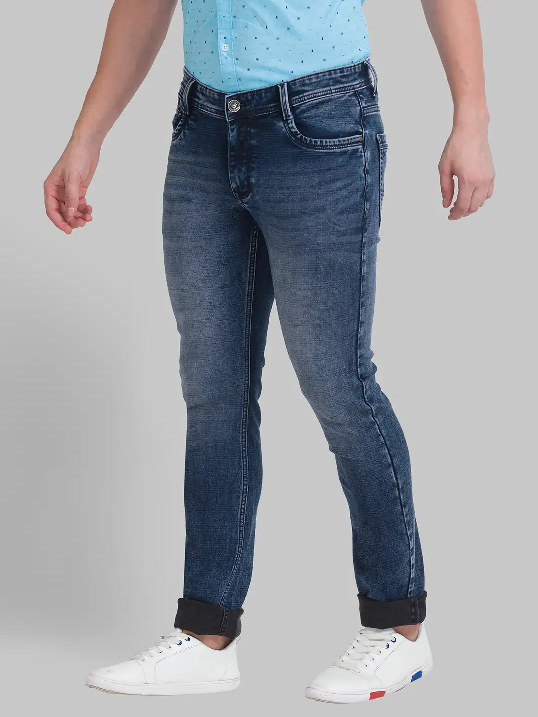 Men Blue Slim Tapered Fit Dobby Cotton Blend Jeans - Image 3