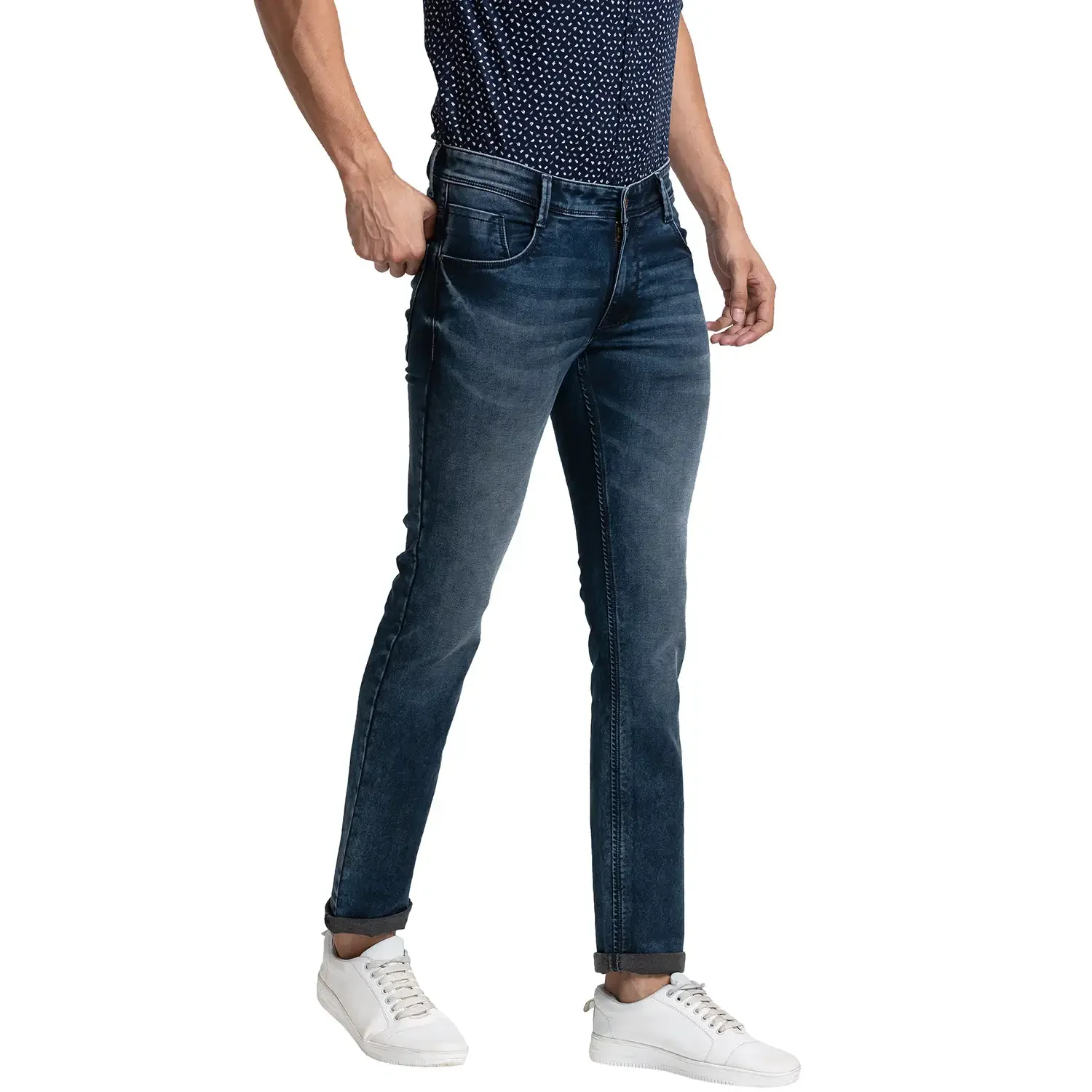 Men Blue Slim Tapered Fit Dobby Cotton Blend Jeans - Image 2