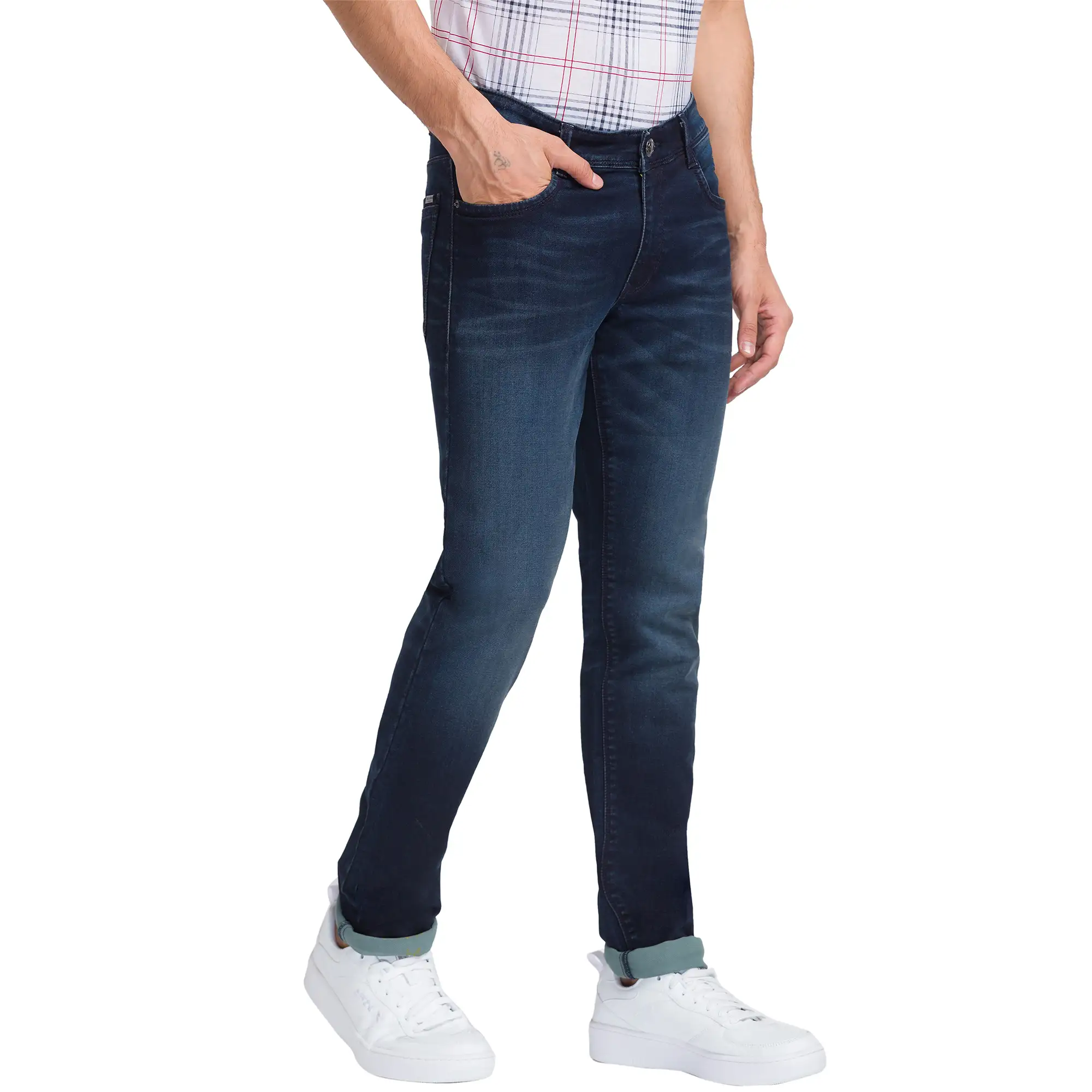 Men Blue Slim Tapered Fit Dobby Cotton Blend Jeans - Image 2
