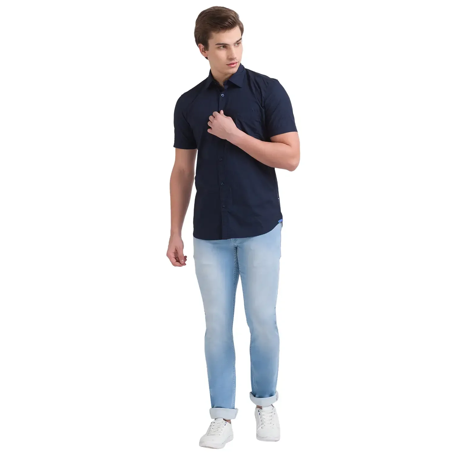 Men Blue Slim Tapered Fit Dobby Cotton Blend Jeans - Image 5