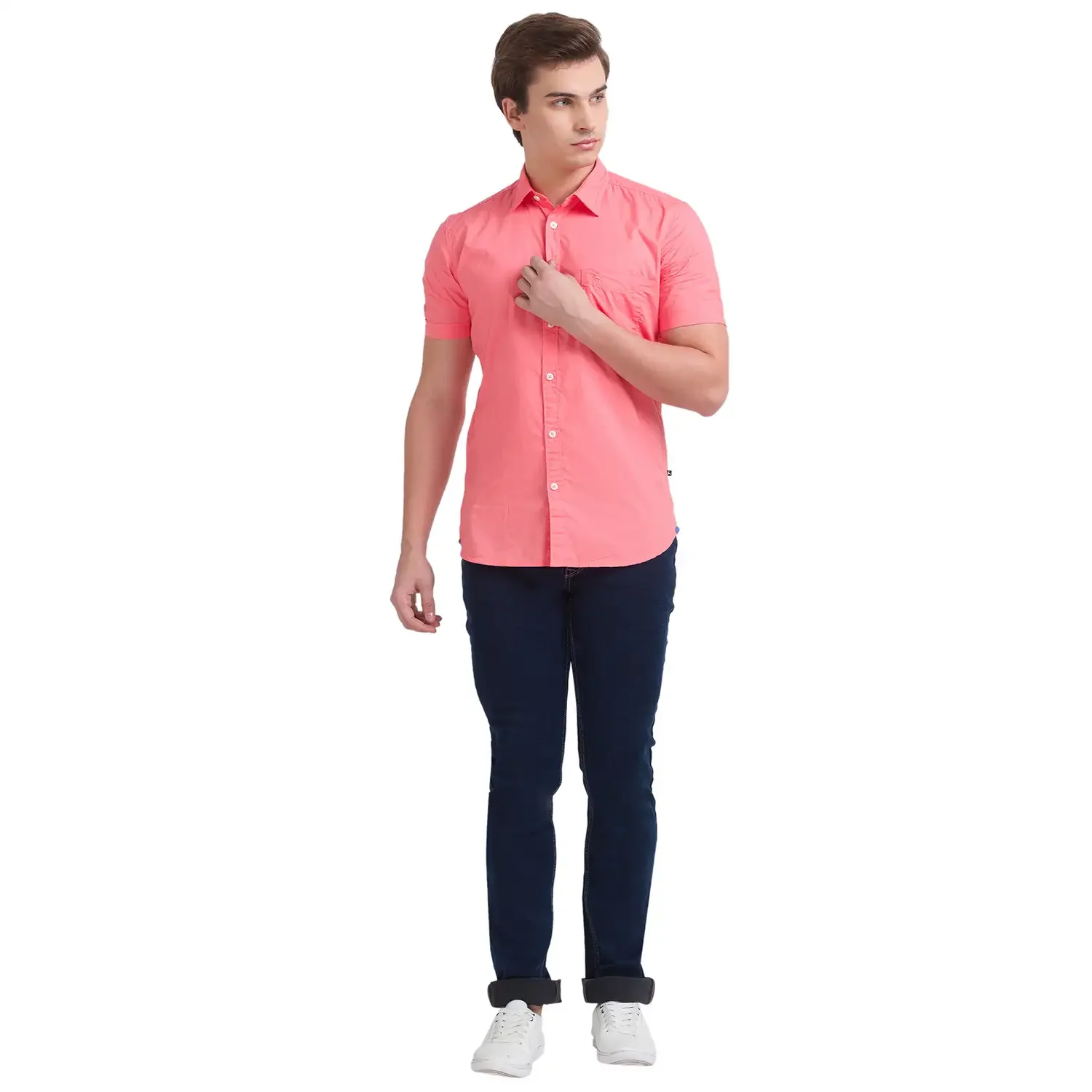 Men Blue Slim Tapered Fit Dobby Cotton Blend Jeans - Image 5