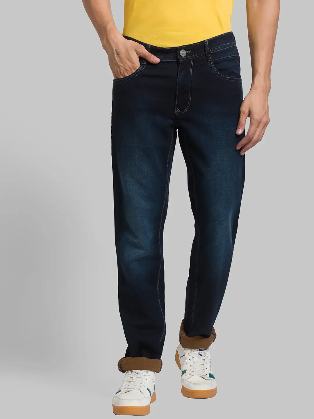 Men Blue Slim Tapered Fit Jacquard Cotton Blend Jeans