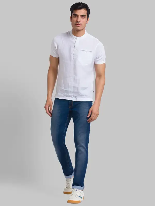 Men Blue Slim Tapered Fit Jacquard Cotton Blend Jeans - Image 5
