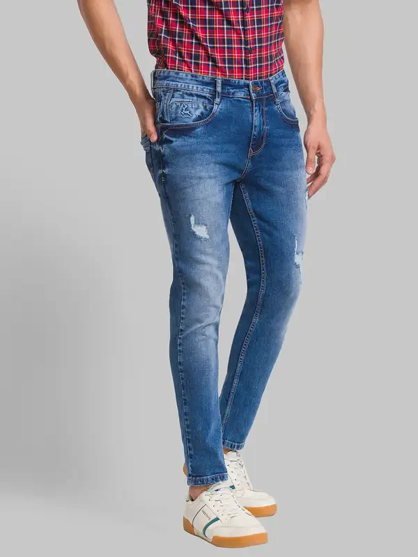 Men Blue Slim Tapered Fit Jacquard Cotton Blend Jeans - Image 2