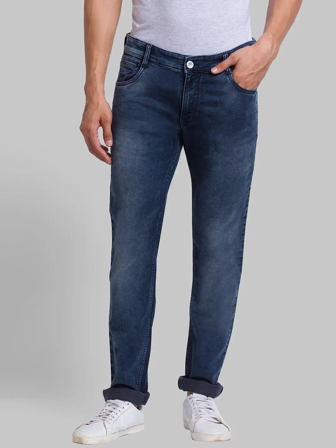 Men Blue Slim Tapered Fit Jacquard Cotton Blend Jeans