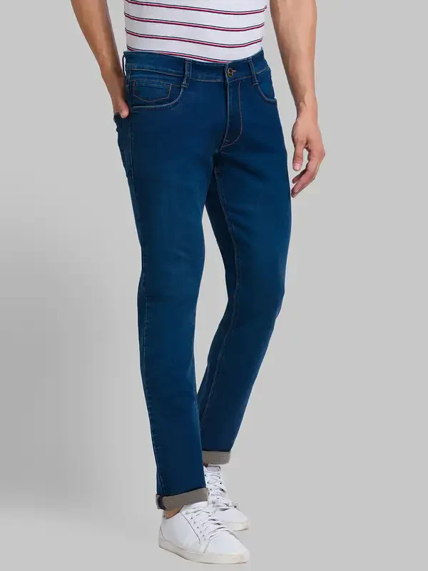 Men Blue Slim Tapered Fit Jacquard Cotton Blend Jeans - Image 2