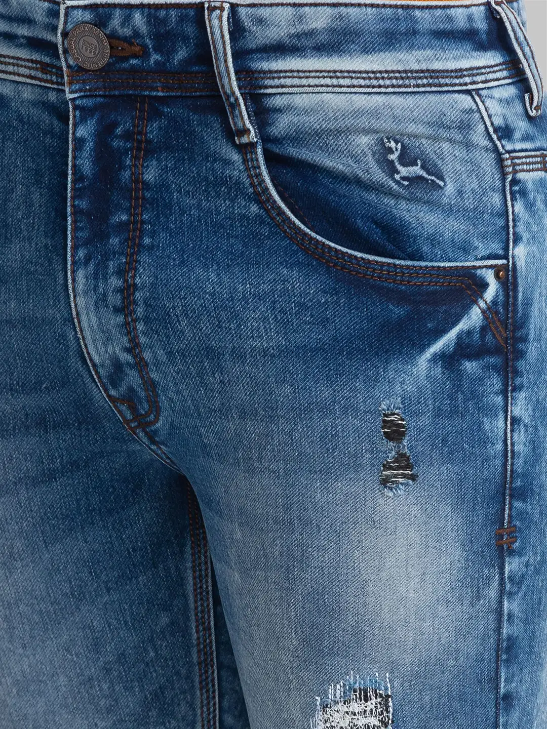 Men Blue Slim Tapered Fit Knitted Cotton Blend Jeans - Image 6