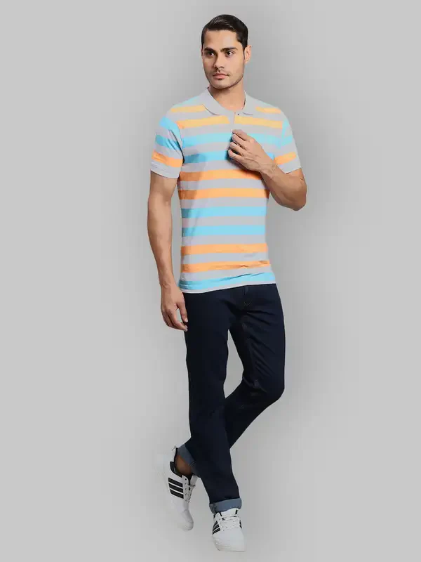 Men Blue Slim Tapered Fit Plain Cotton Blend Jeans - Image 5
