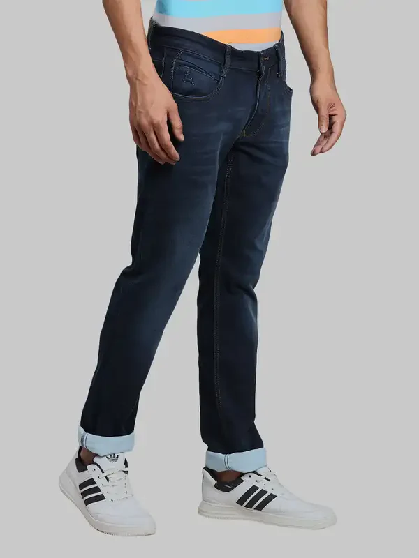 Men Blue Slim Tapered Fit Plain Cotton Blend Jeans - Image 2