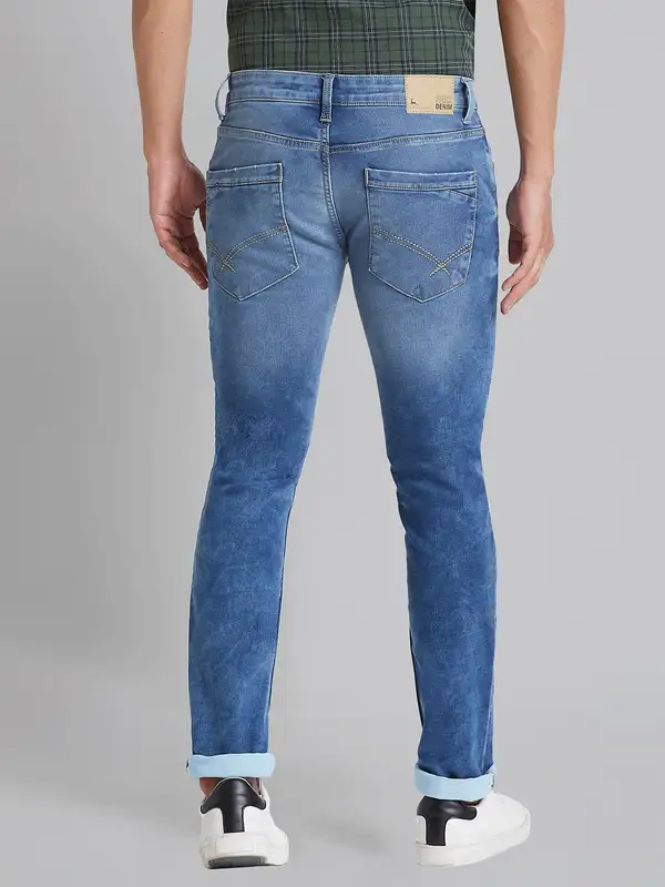 Men Blue Slim Tapered Fit Plain Cotton Blend Jeans - Image 4