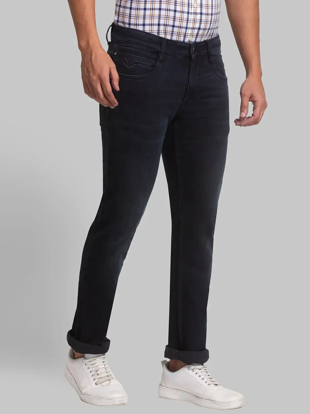 Men Blue Slim Tapered Fit Plain Cotton Blend Jeans - Image 2