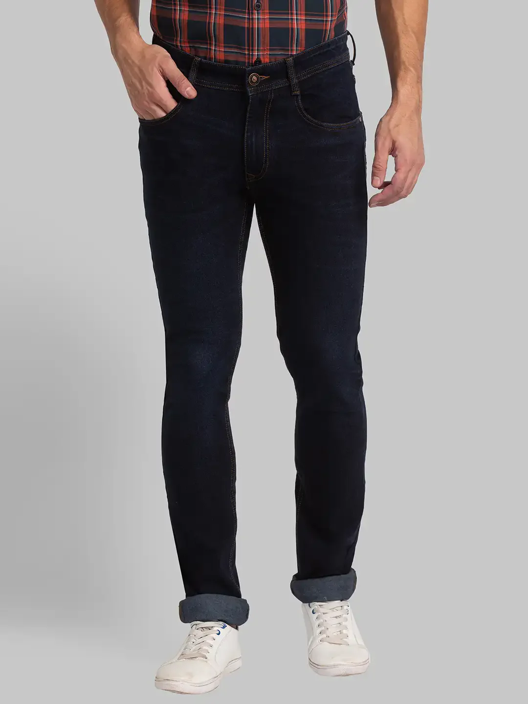 Men Blue Slim Tapered Fit Plain Cotton Blend Jeans