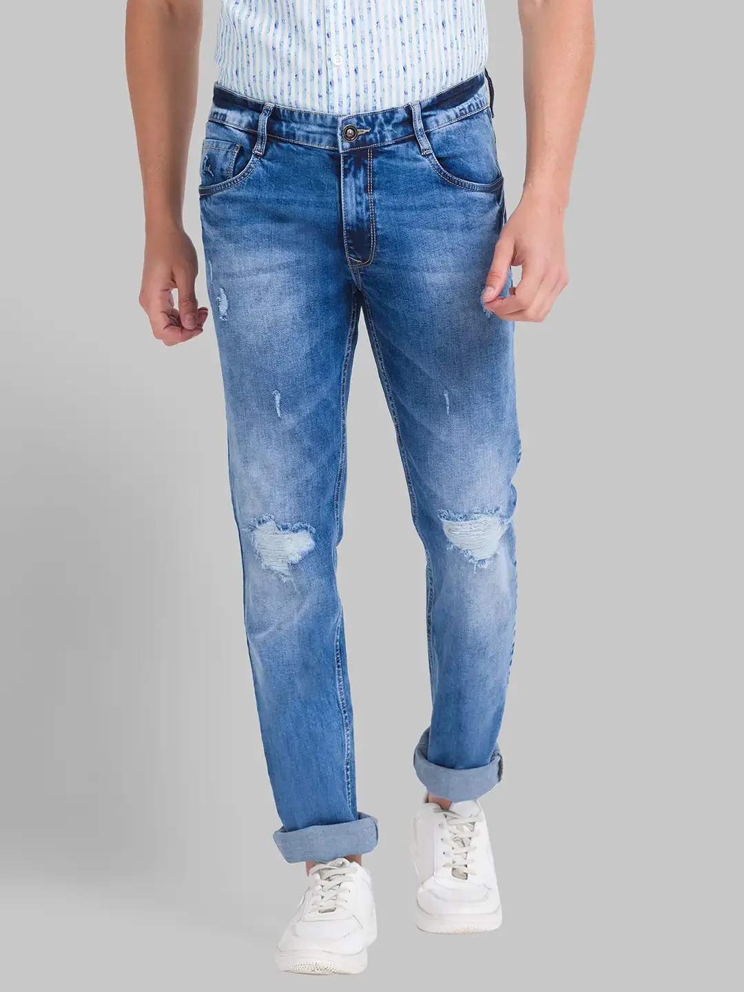 Men Blue Slim Tapered Fit Twill Cotton Blend Jeans