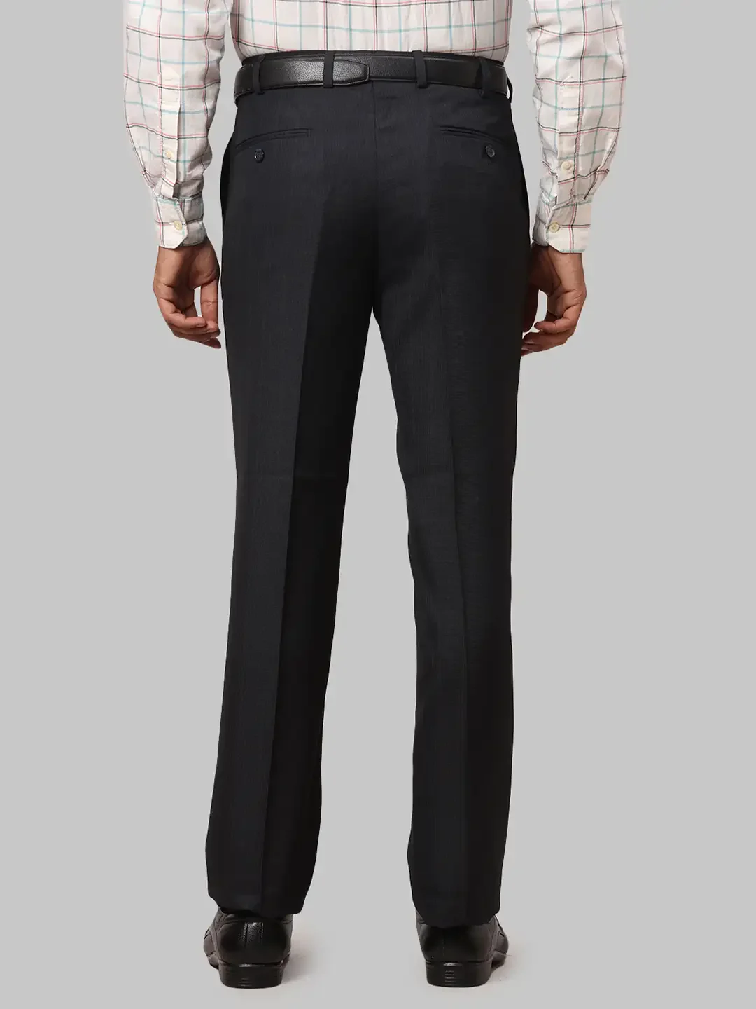 Men Blue Smart Fit Checks Polyester Blend Trouser - Image 4