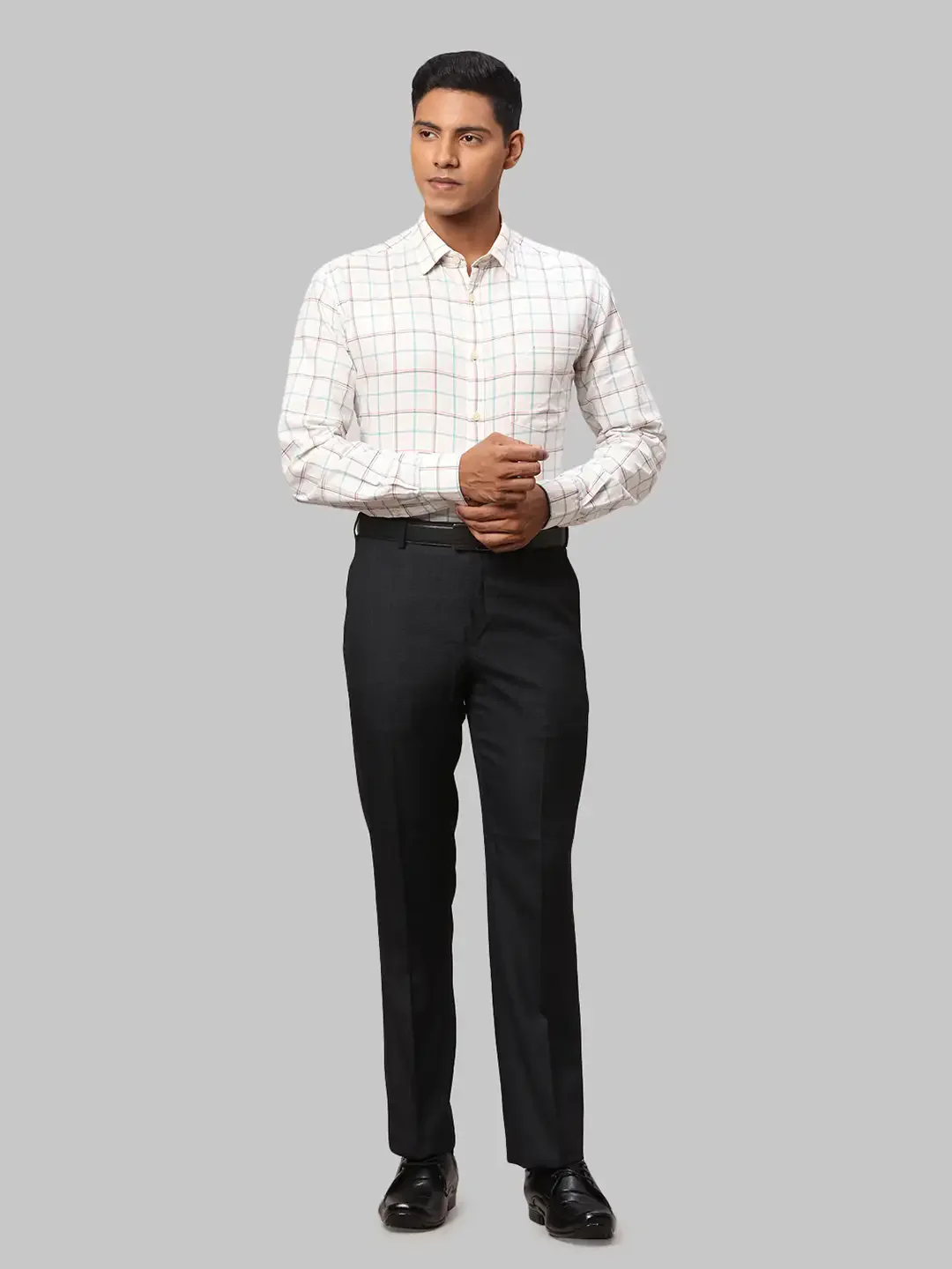 Men Blue Smart Fit Checks Polyester Blend Trouser - Image 5