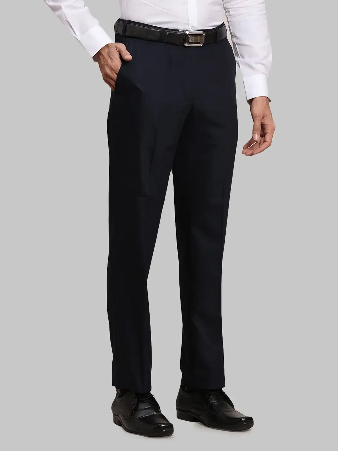 Men Blue Smart Fit Solid Terylene Blend Trouser - Image 2