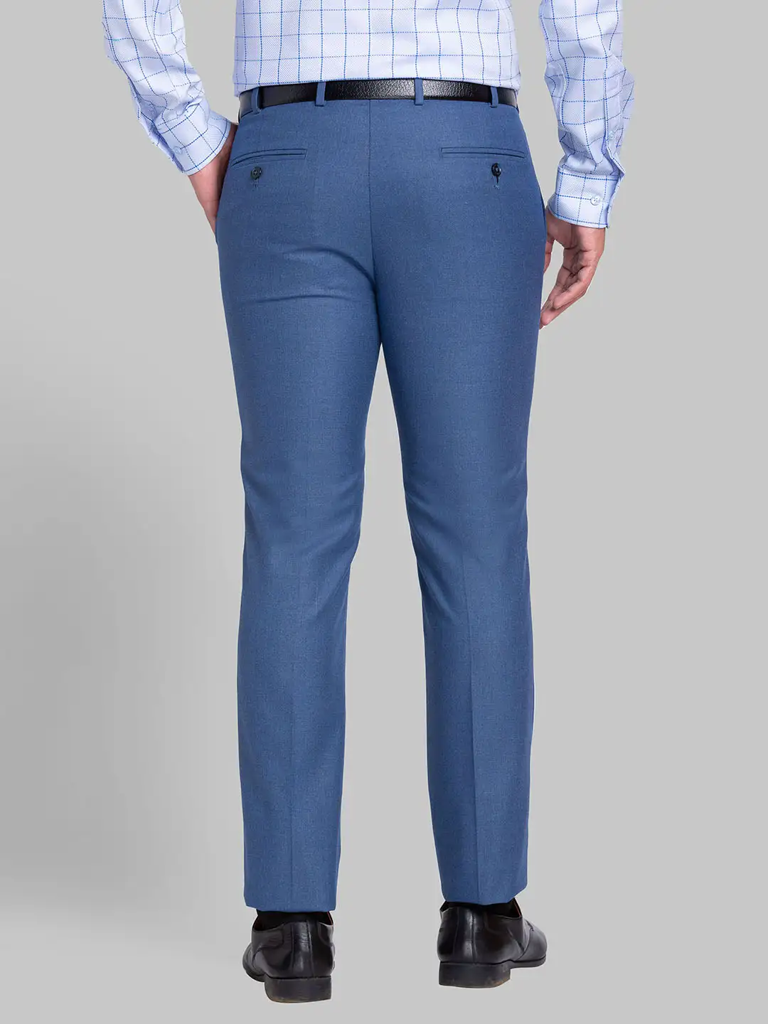 Men Blue Super Slim Fit Solid Polyester Blend Trouser - Image 4