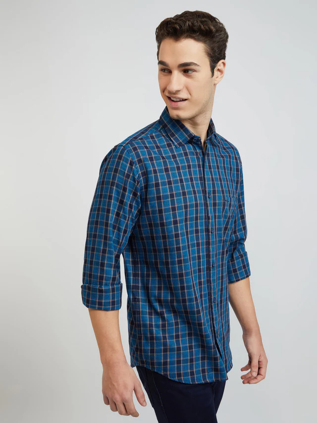 Men Blue Tailored Fit Checks Cotton Full Sleeve Shirts - Image 2