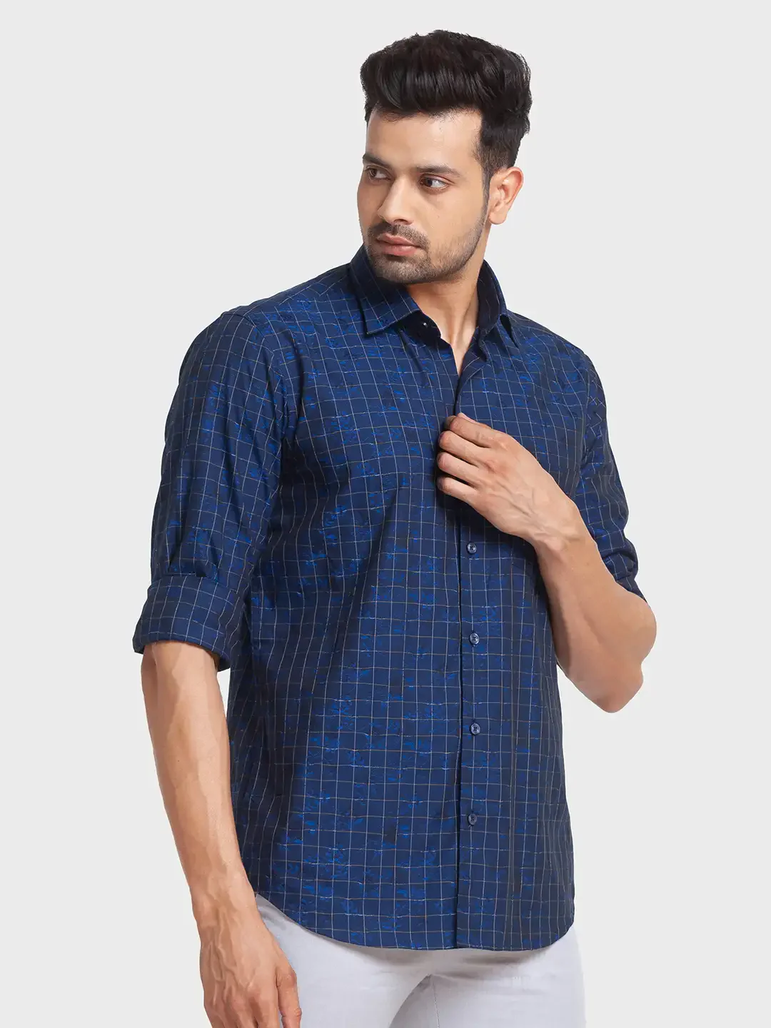 Men Blue Tailored Fit Checks Cotton Full Sleeve Shirts - Image 2
