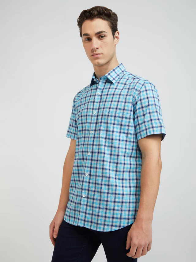 Men Blue Tailored Fit Checks Cotton Half Sleeve Shirts - Image 3