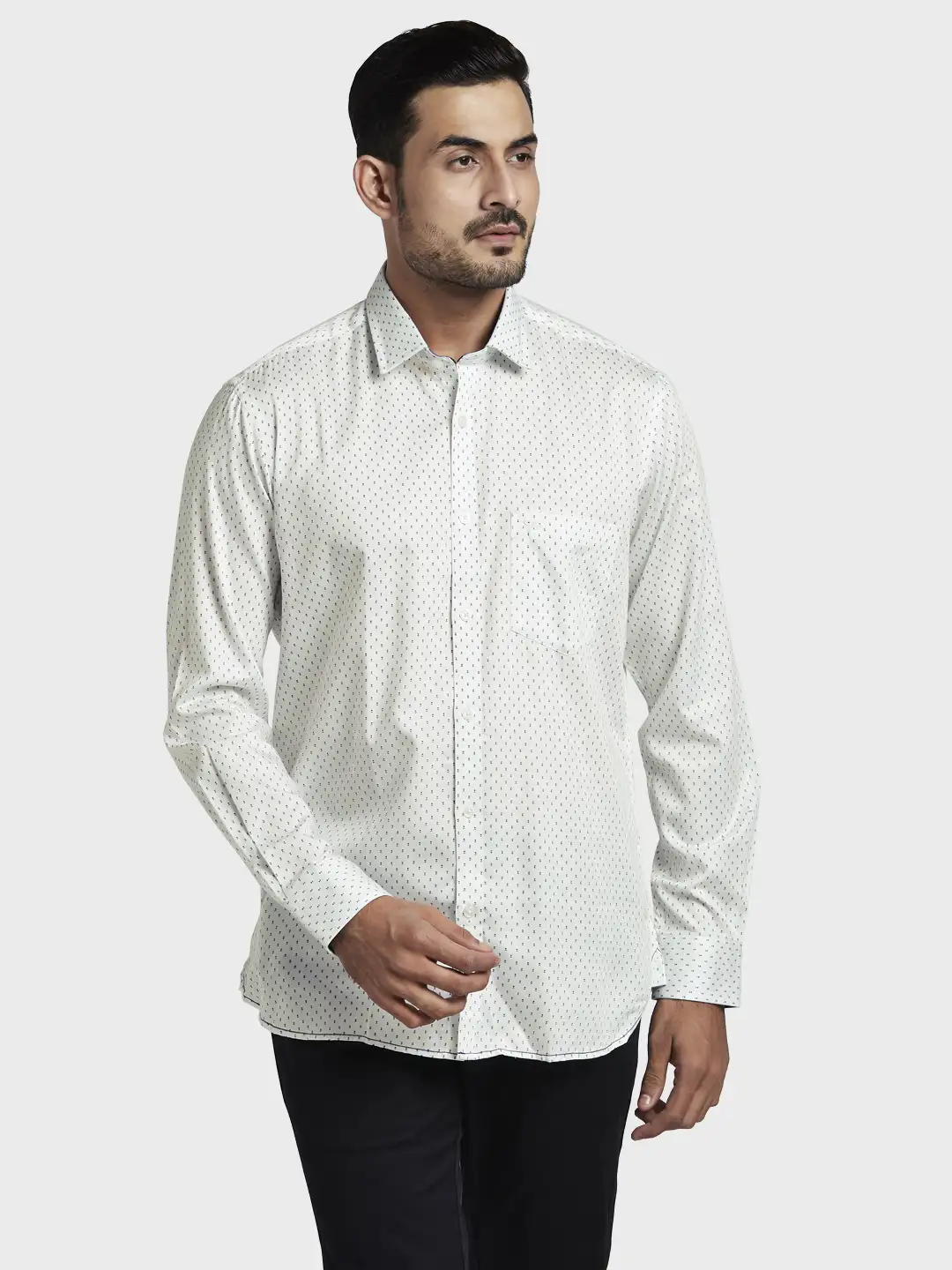 Men Blue Tailored Fit Print Cotton Full Sleeve Shirts