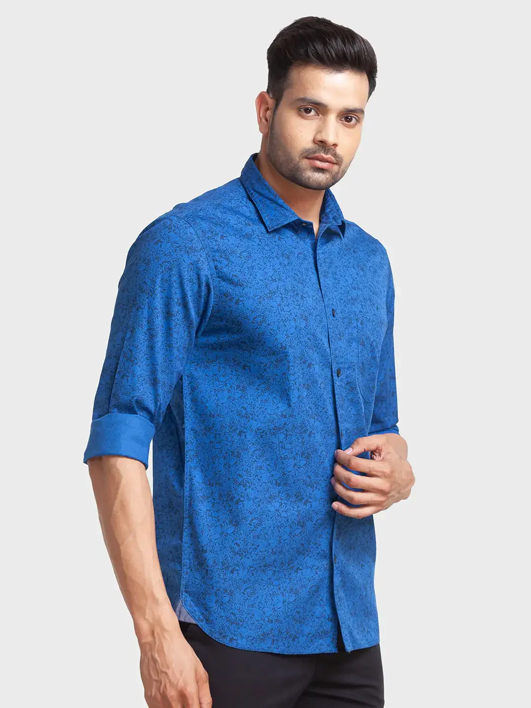 Men Blue Tailored Fit Print Cotton Full Sleeve Shirts - Image 2