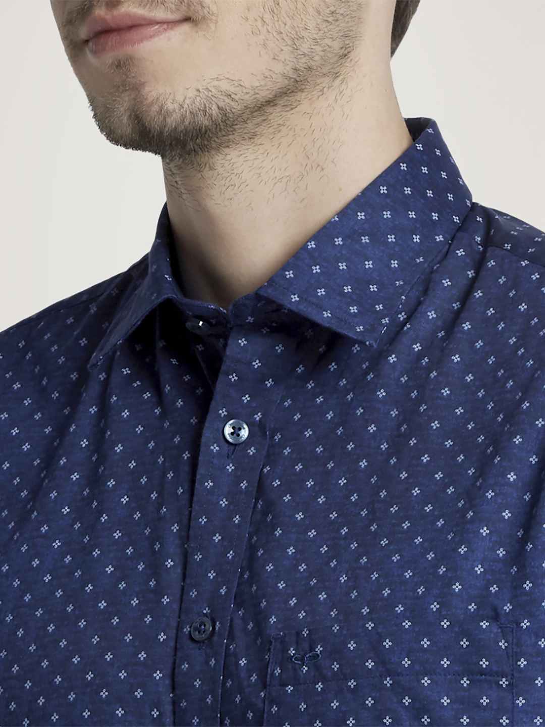 Men Blue Tailored Fit Print Cotton Full Sleeve Shirts