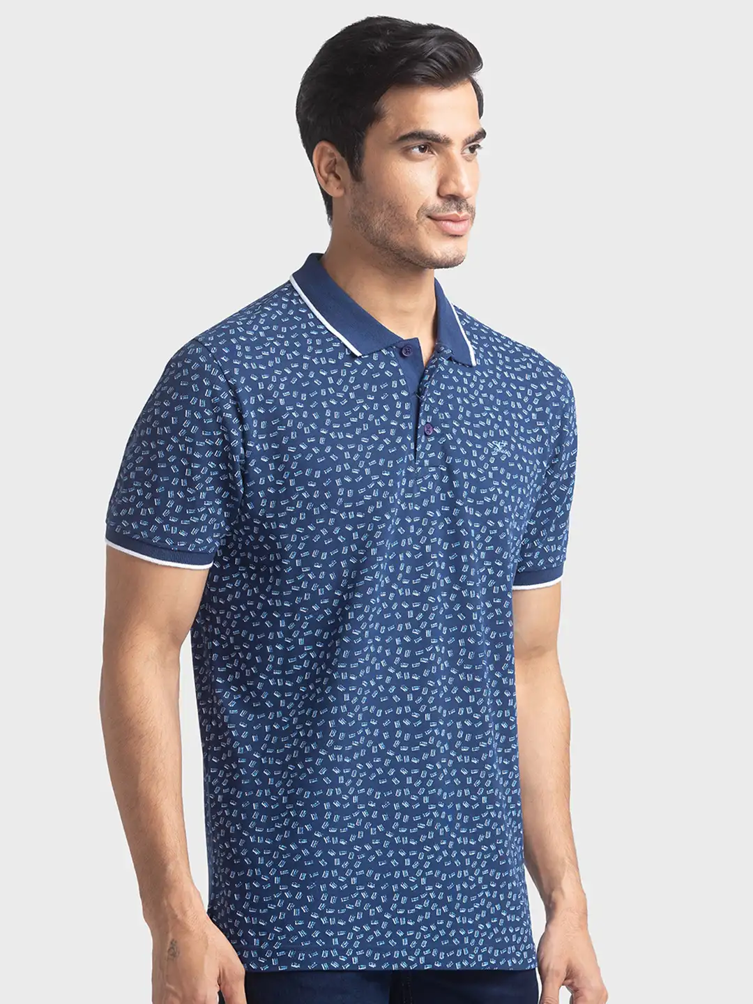 Men Blue Tailored Fit Print Cotton Half Sleeve Round Neck Collar Polo T-Shirt - Image 2
