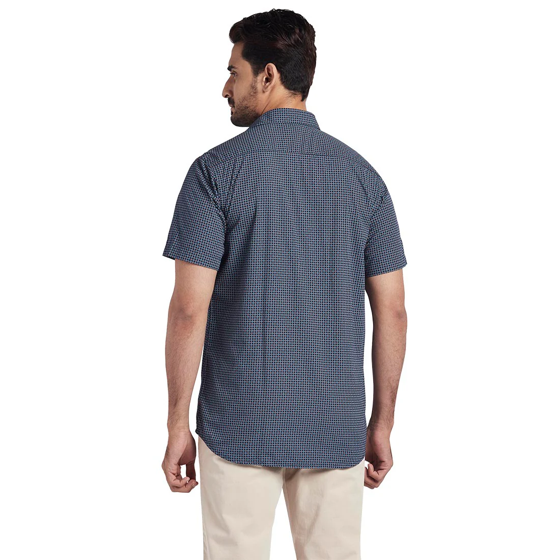 Men Blue Tailored Fit Print Cotton Half Sleeve Shirts - Image 4