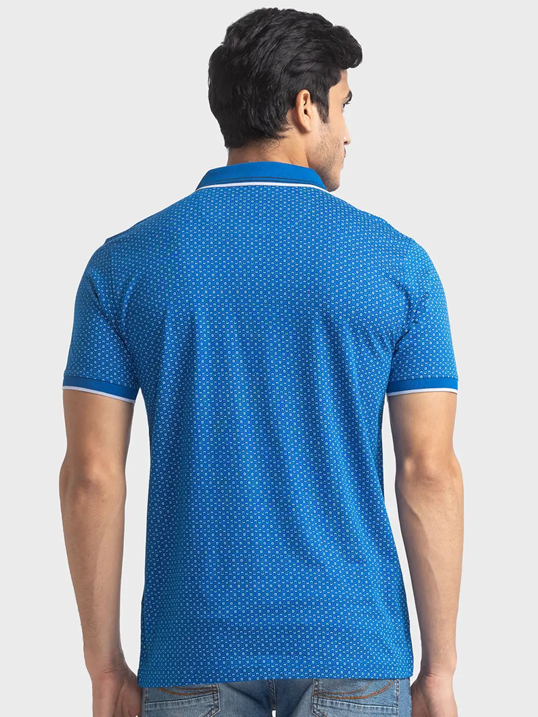 Men Blue Tailored Fit Print Cotton Half Sleeve T-Shirt - Image 4