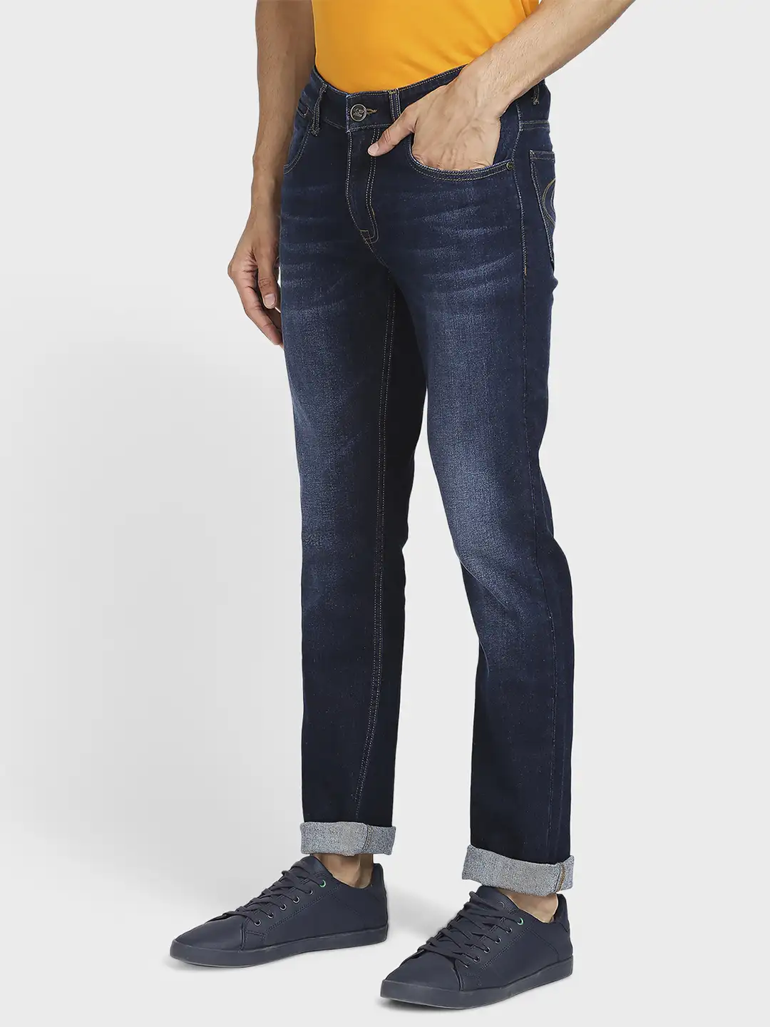 Men Blue Tapered Fit Solid Cotton Blend Jeans - Image 3