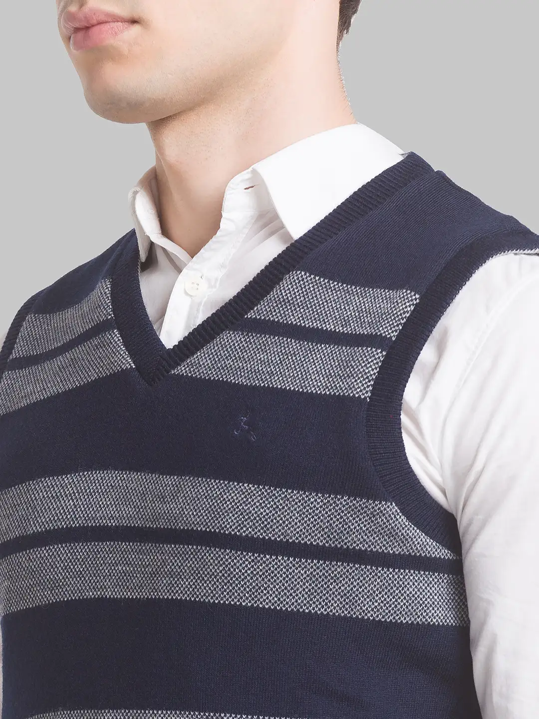 Men Blue Yarn Dyed Acrylic Sleeveless Sweaters - Image 6