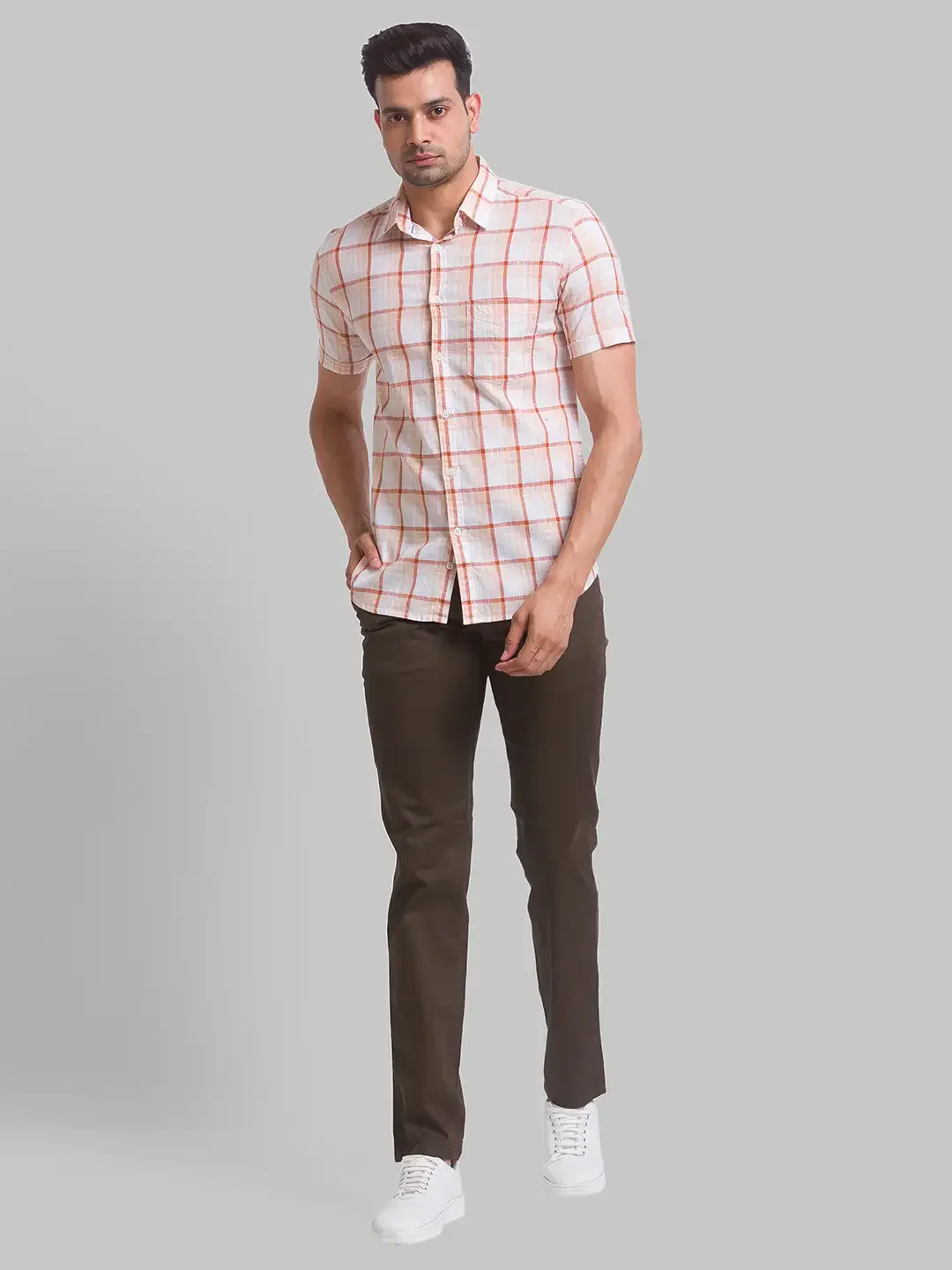 Men Brown Lrt Fit Print Cotton Blend Trouser - Image 5