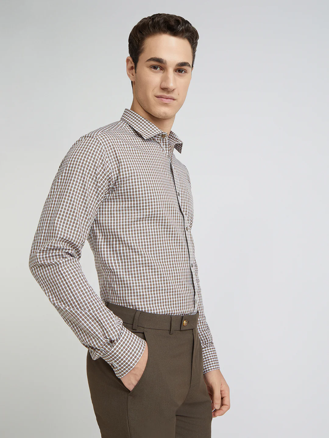 Men Brown Slim Fit Checks Cotton Shirts - Image 4