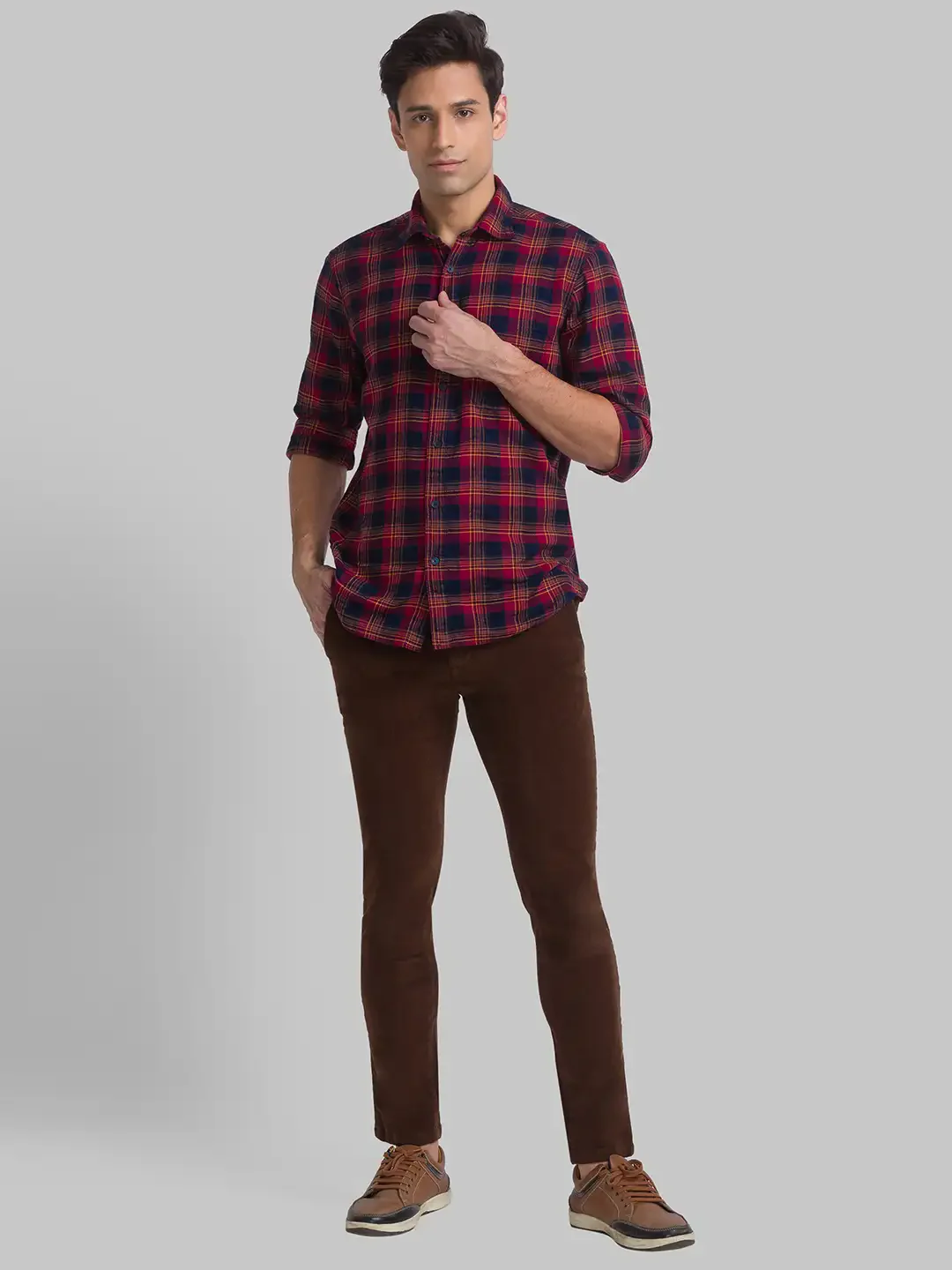 Men Brown Slim Fit Corduroy Cotton Blend Trouser - Image 5