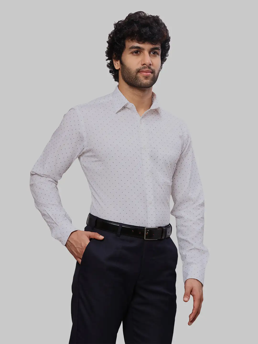 Men Brown Slim Fit Print Cotton Shirts - Image 2