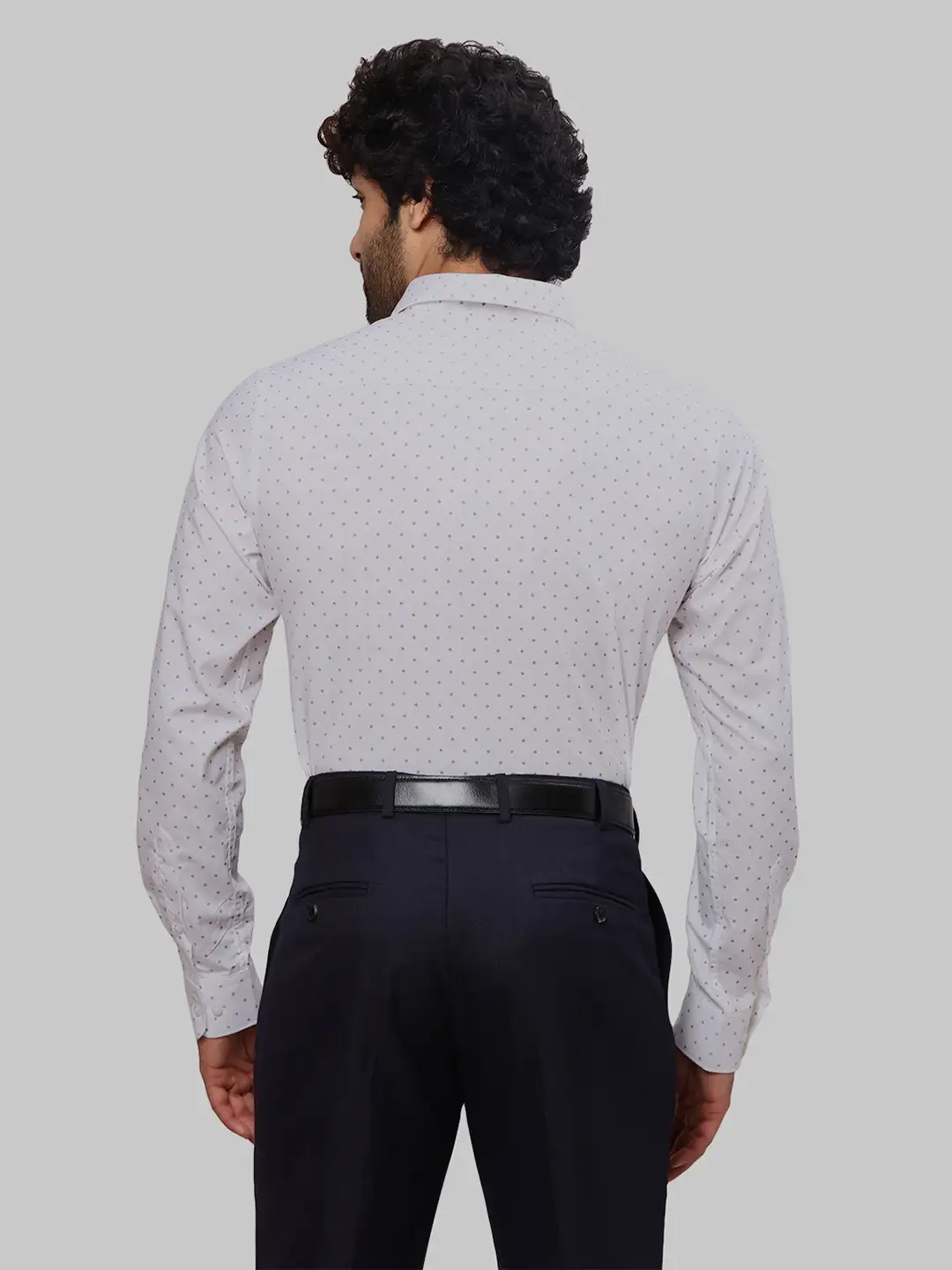 Men Brown Slim Fit Print Cotton Shirts - Image 4