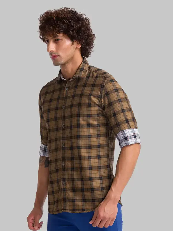 Men Brown Slim Fit Yarn Dyed Cotton Shirts - Image 5