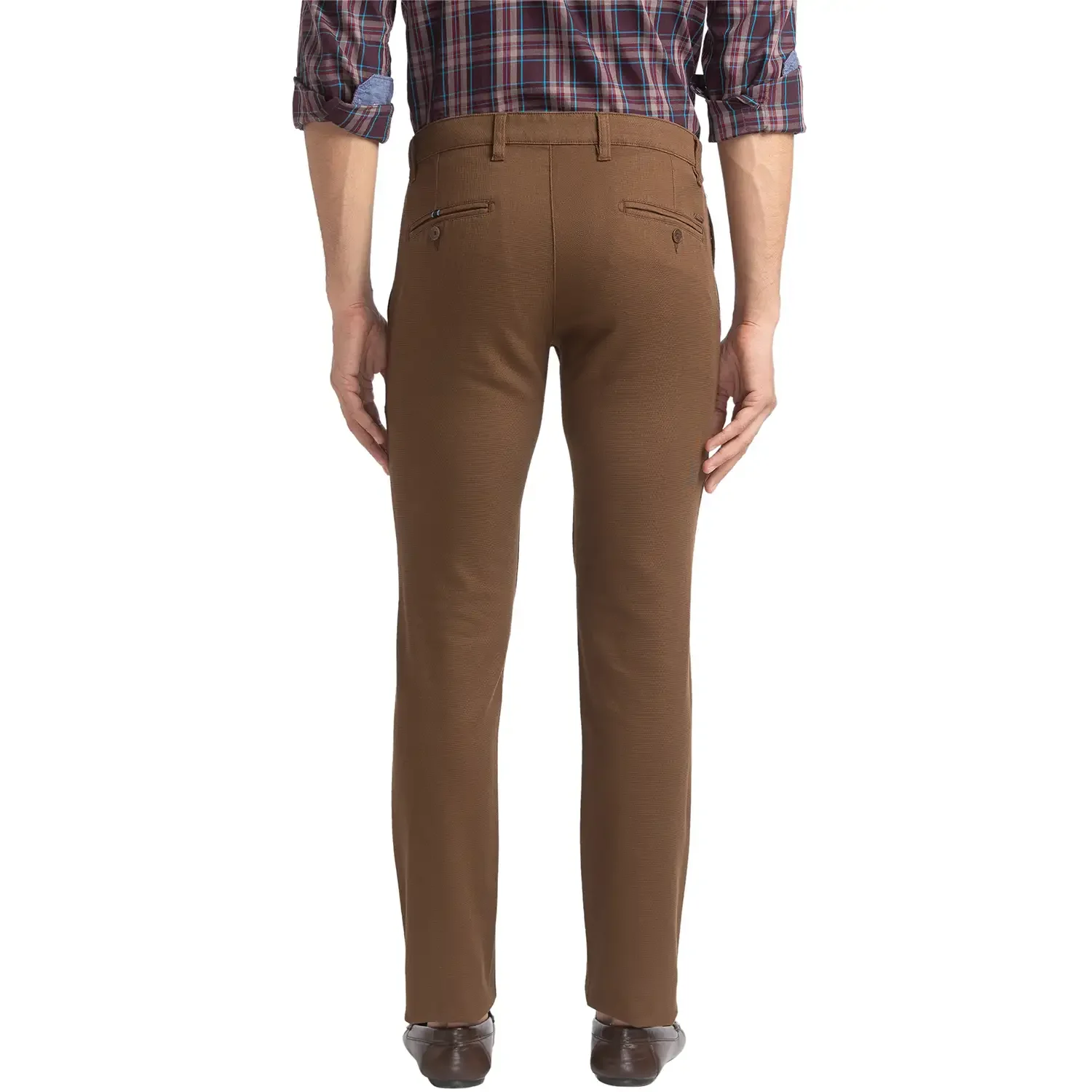 Men Brown Super Slim Fit Solid Cotton Blend Trouser - Image 4