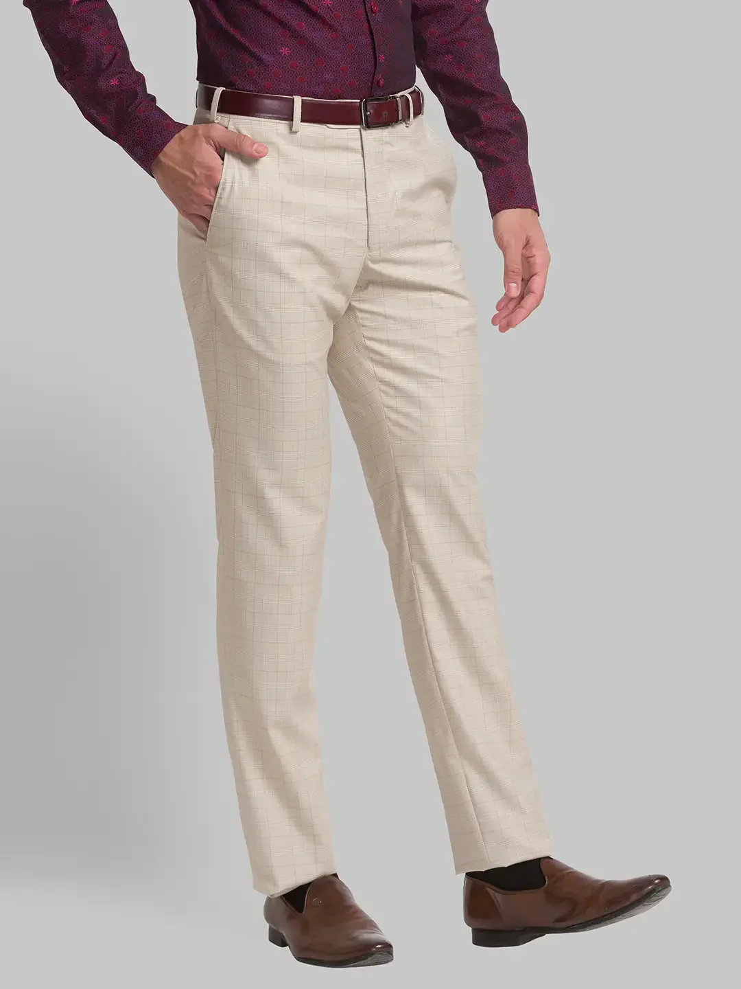 Men Fawn Contemporary Fit Checks Polyester Blend Trouser - Image 2