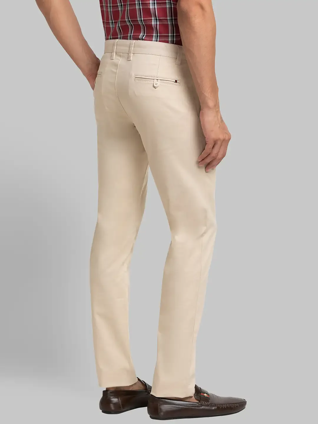 Men Fawn Lrt Fit Solid Cotton Blend Trouser - Image 4