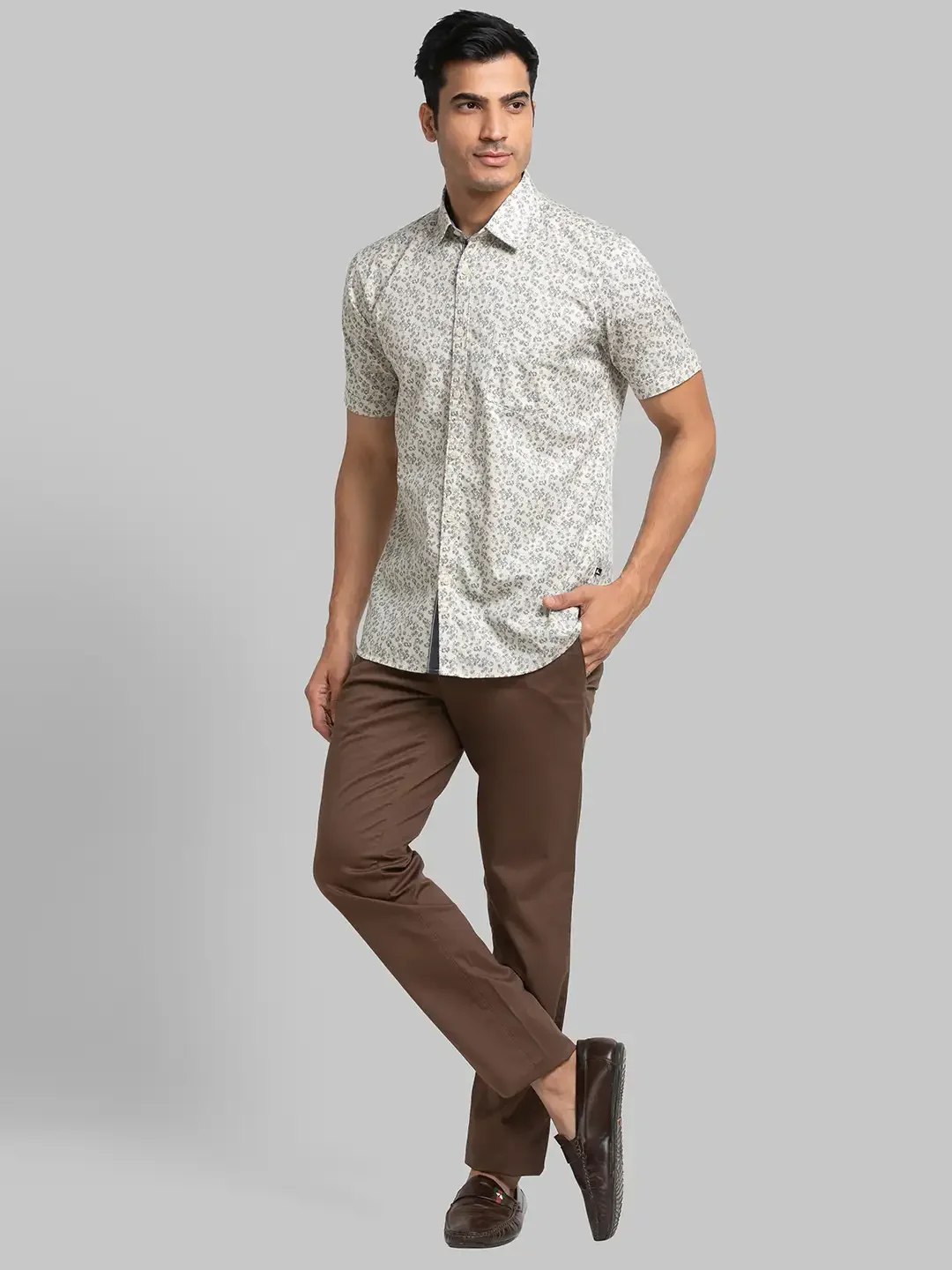 Men Fawn Slim Fit Print Cotton Half Sleeve Shirts - Image 5