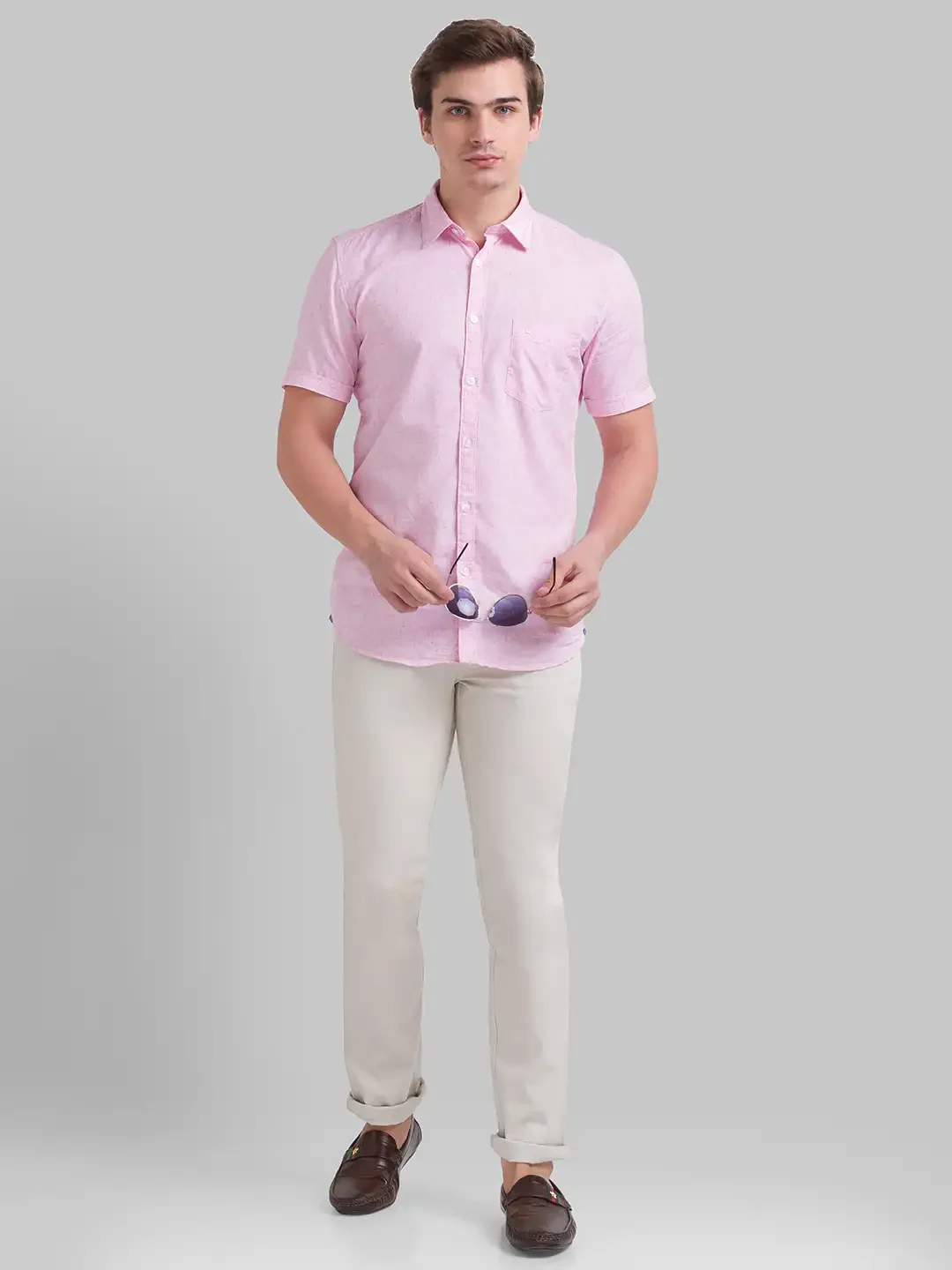 Men Fawn Slim Fit Solid Cotton Blend Trouser - Image 5